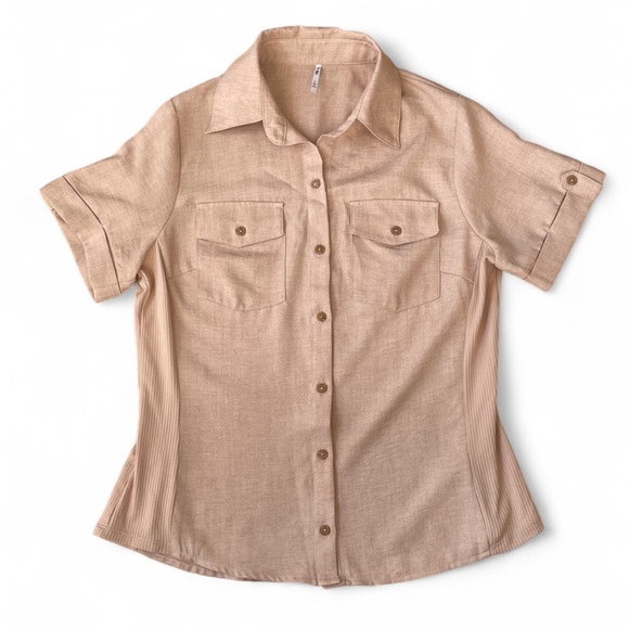 3rd + Malt Apparel Short Sleeved Button Down in Sandy Tan Woman’s Large NWOT - Picture 1 of 6